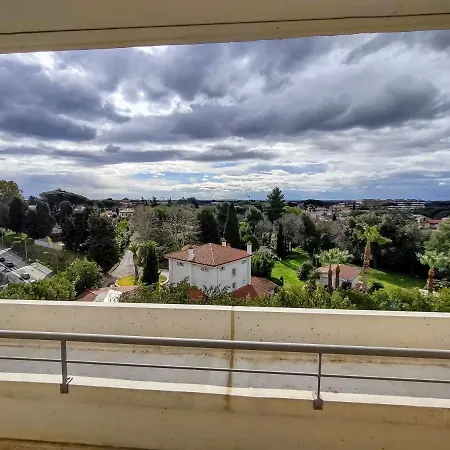 Skai Apartment *